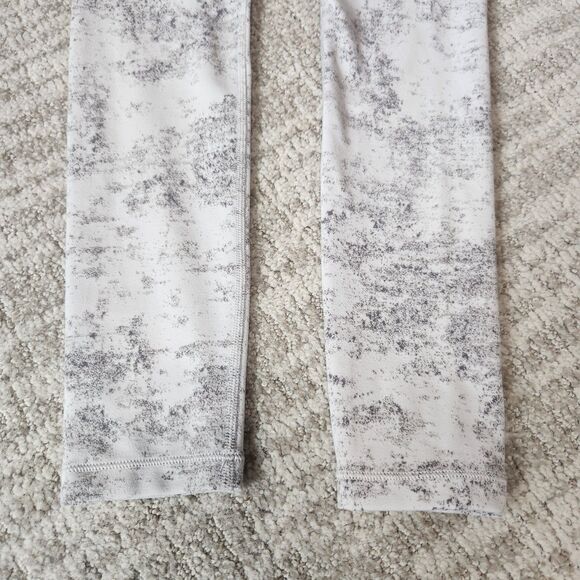 Athleta girls High Rise Textured Chit Chat Tight Leggings gray size M/8-10 - Picture 4 of 12